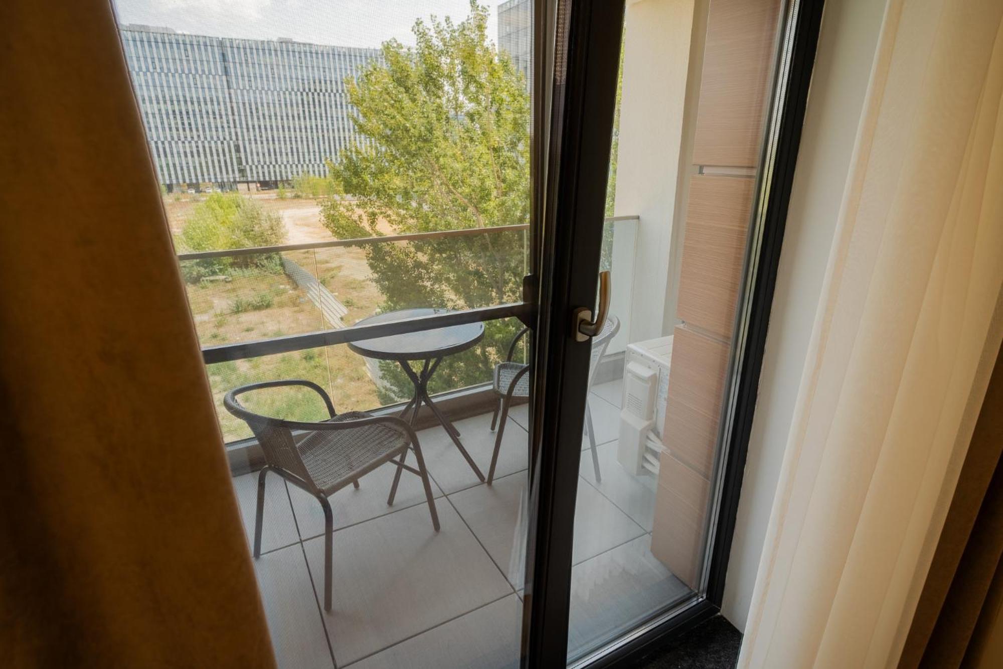 Amazing View Apartments - Iuliu Maniu & Politehnica Park 布加勒斯特 外观 照片