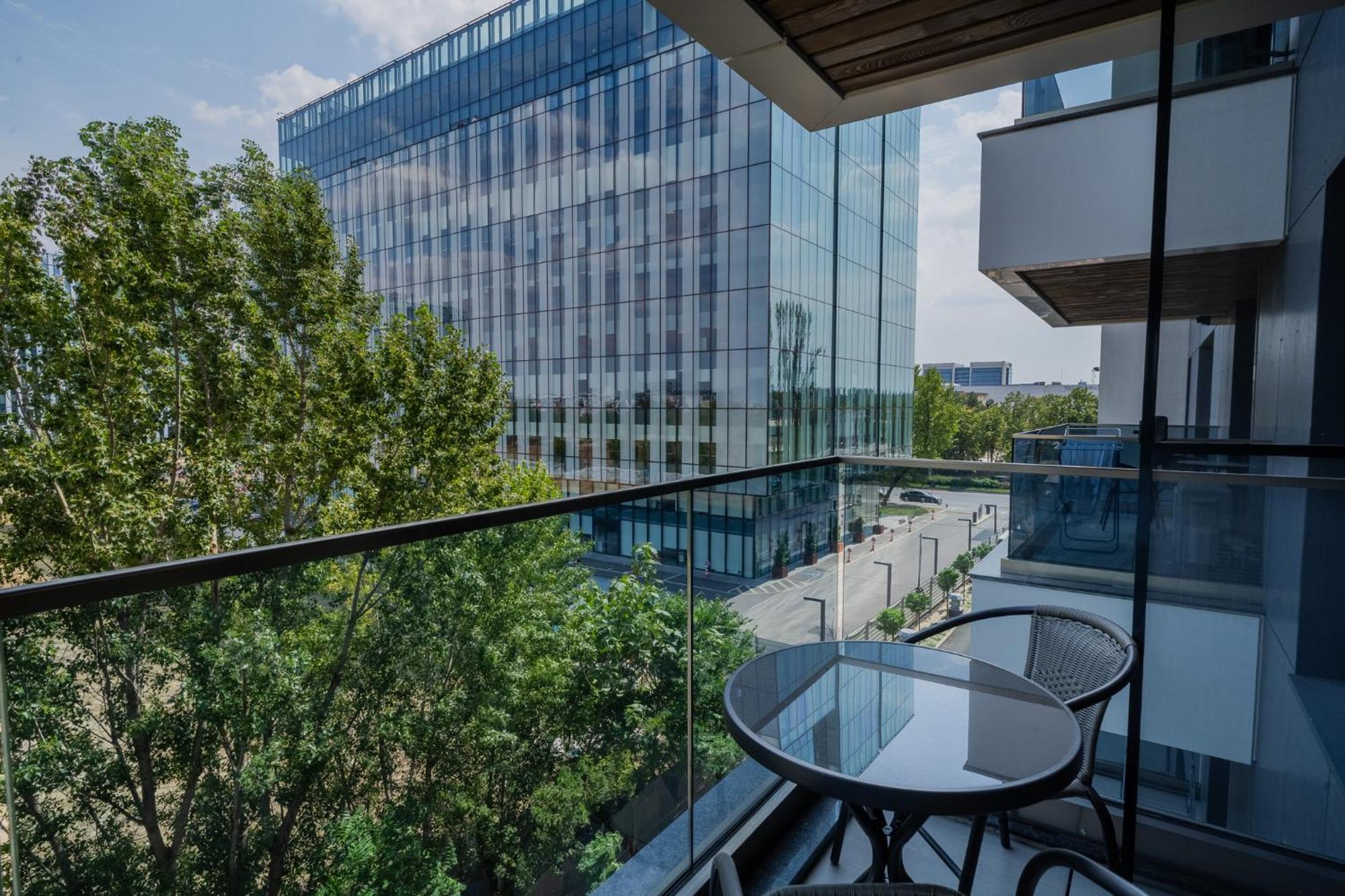 Amazing View Apartments - Iuliu Maniu & Politehnica Park 布加勒斯特 外观 照片