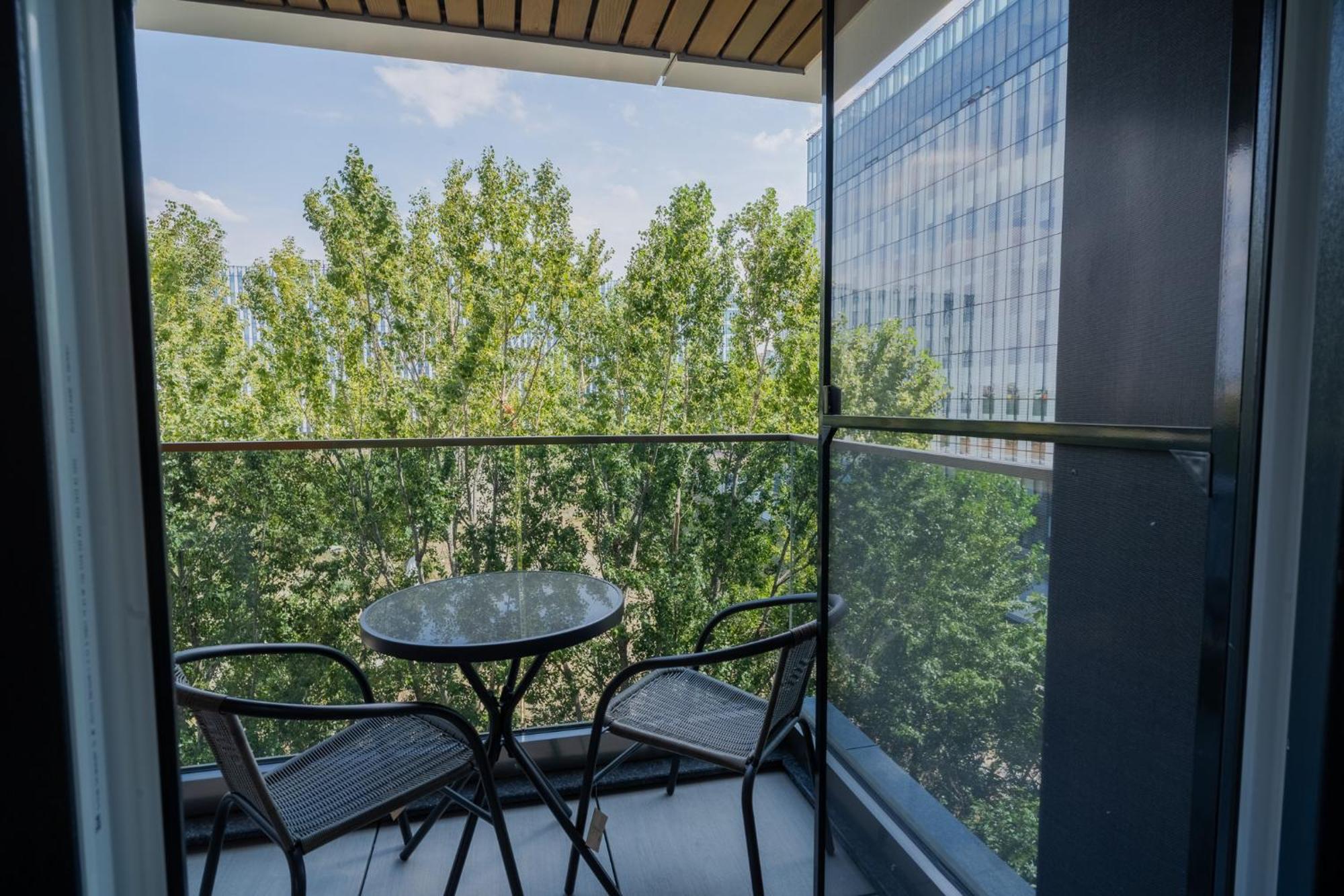 Amazing View Apartments - Iuliu Maniu & Politehnica Park 布加勒斯特 外观 照片